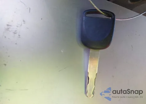 2008 Honda Odyssey Touring z USA, uszkodzony, nr VIN 5FNRL38828B045724